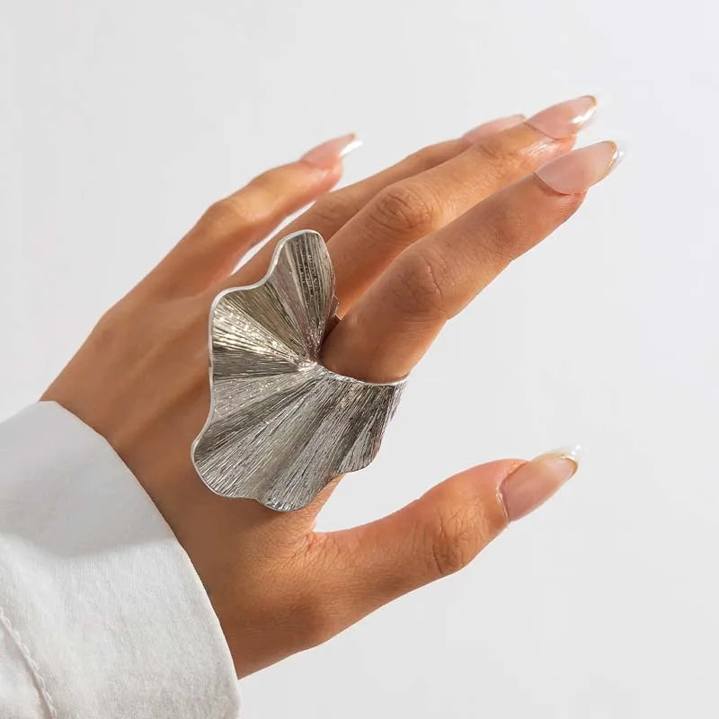 Butterfly ring