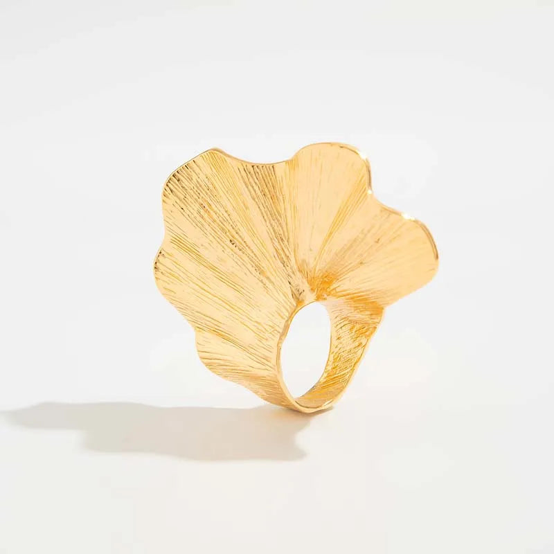 Butterfly ring