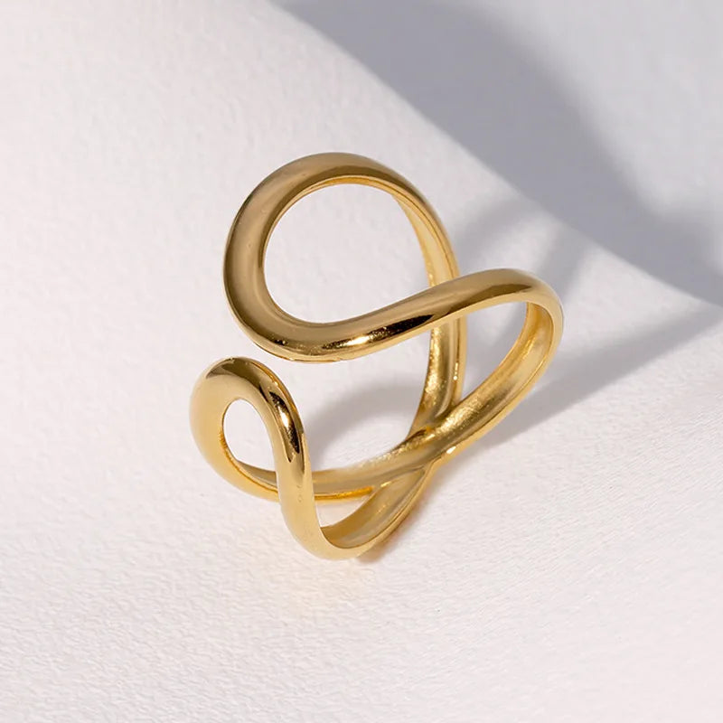 Wavy rings