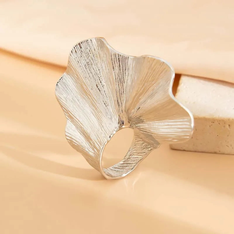 Butterfly ring