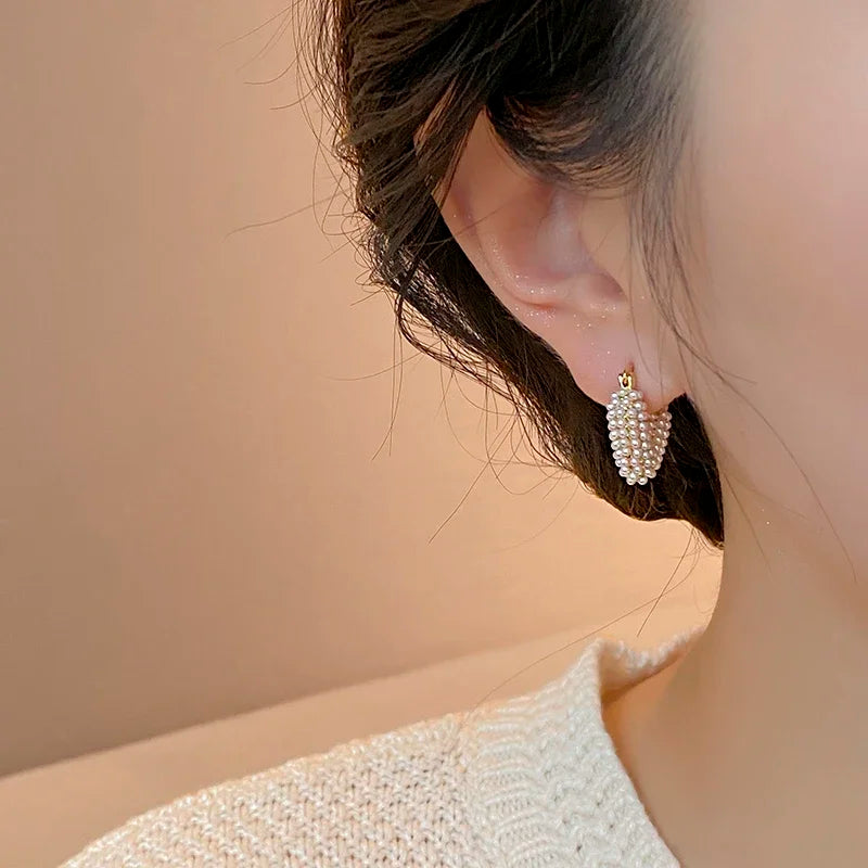 Pearl earrings heart