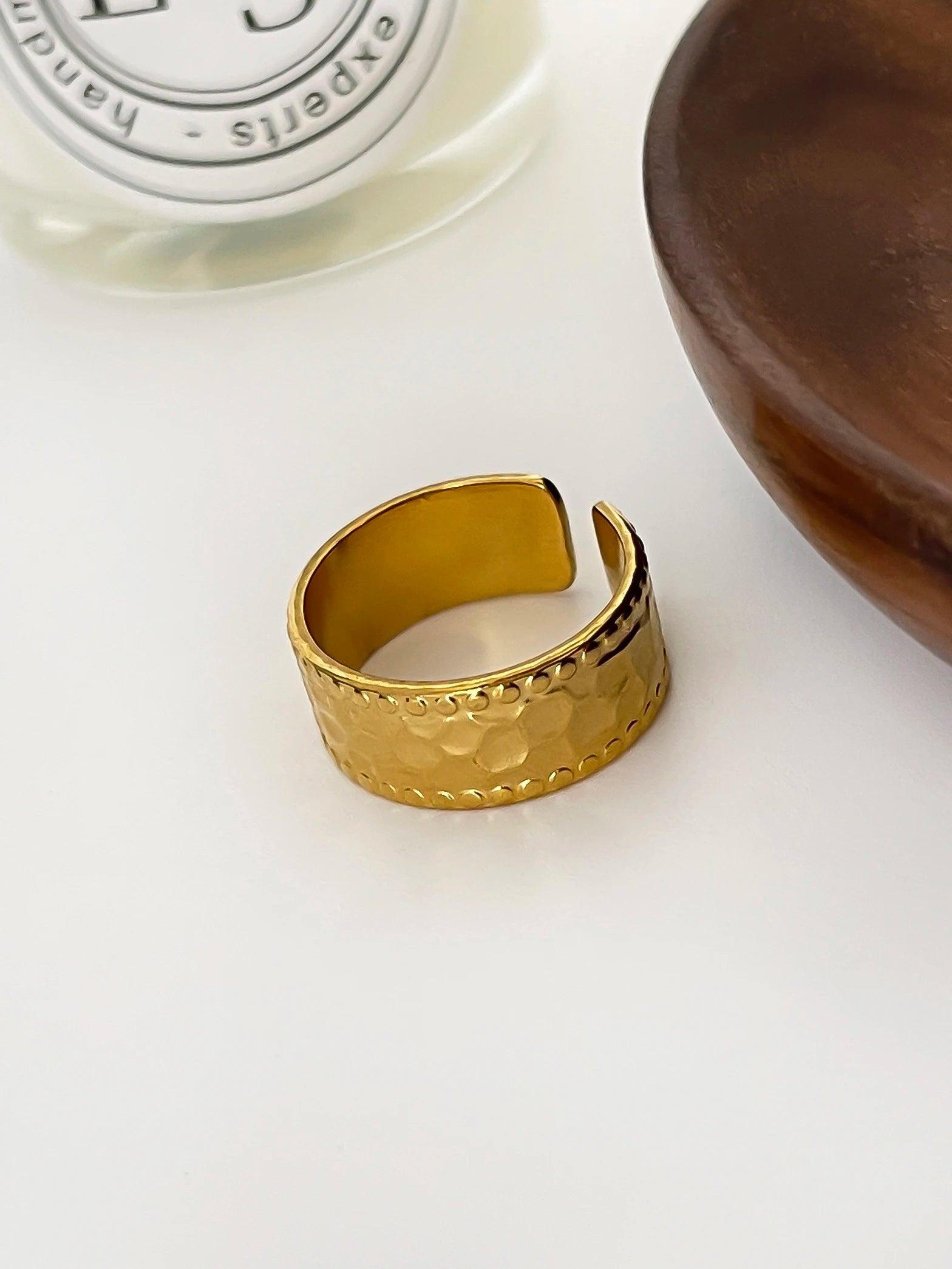 Leaf ring