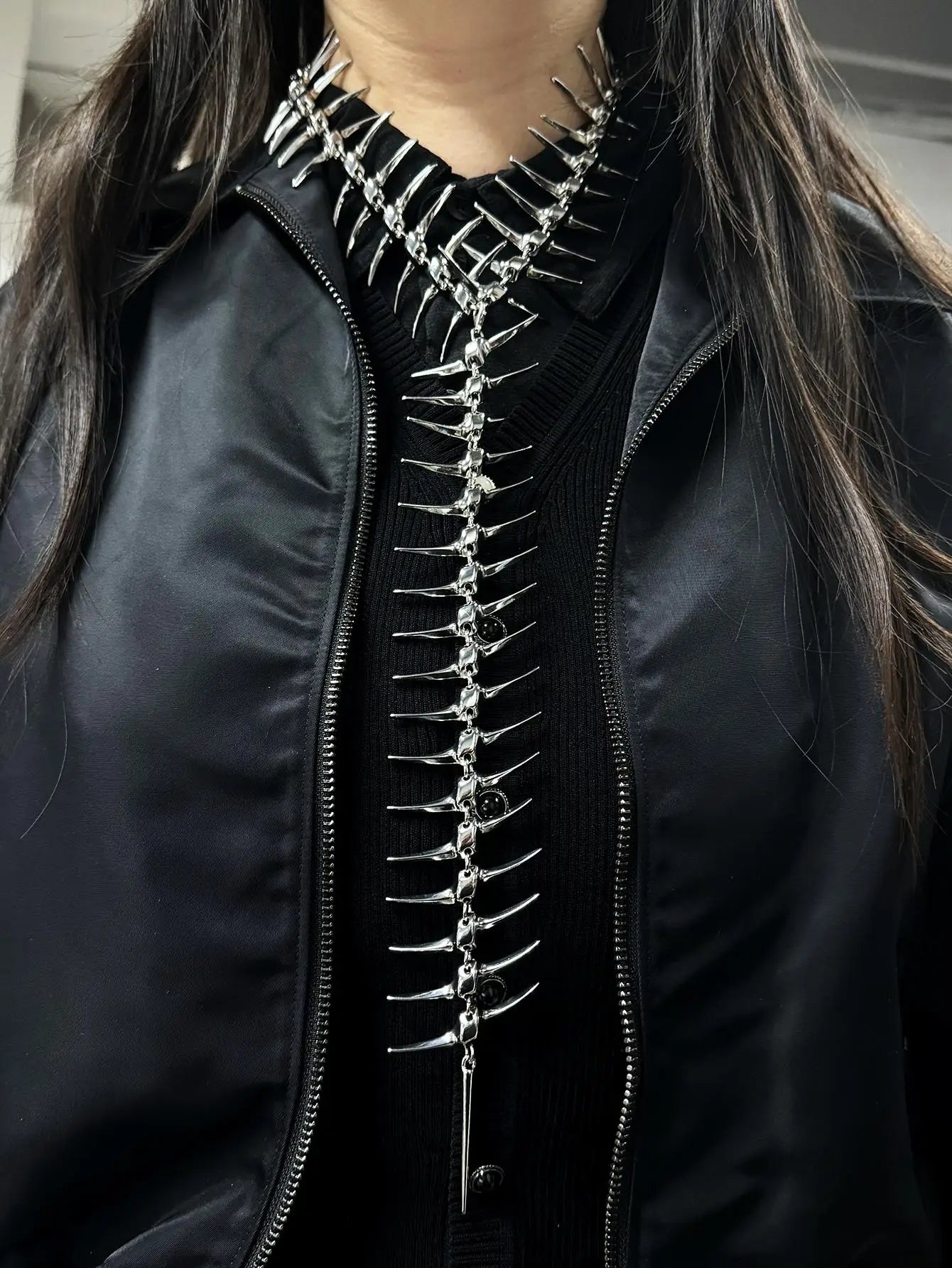 Spine necklace
