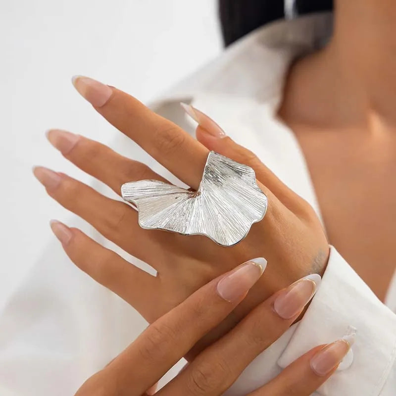 Butterfly ring