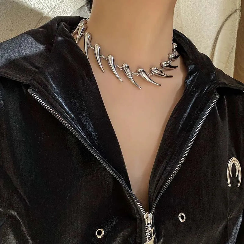 Savage necklace