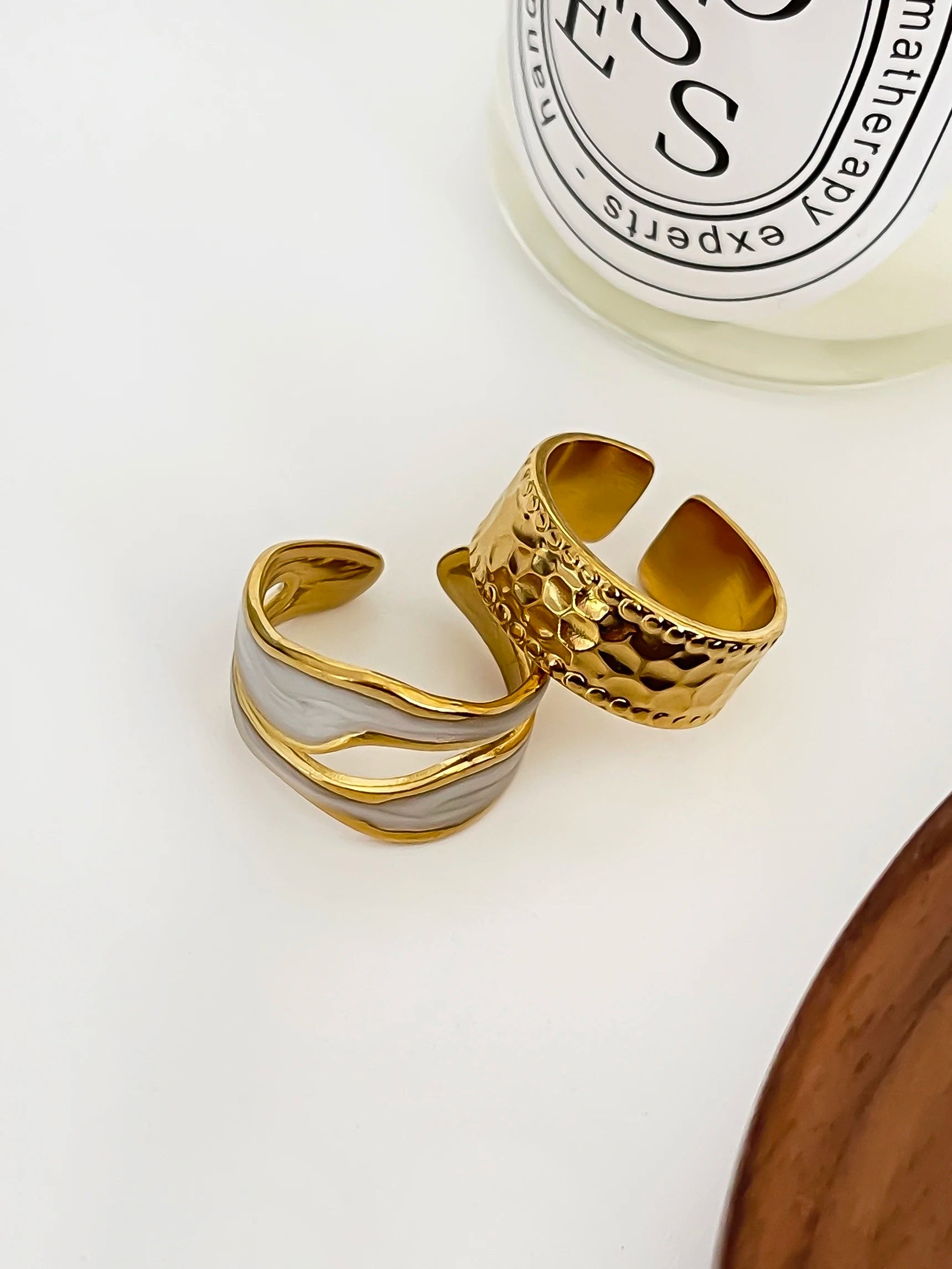 Leaf ring