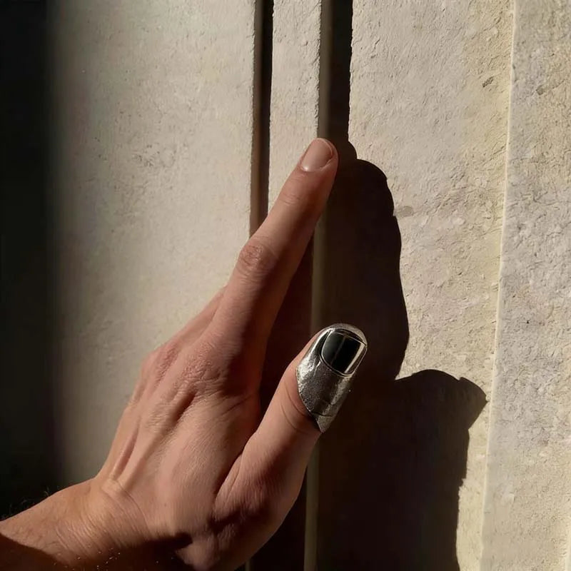 Finger ring